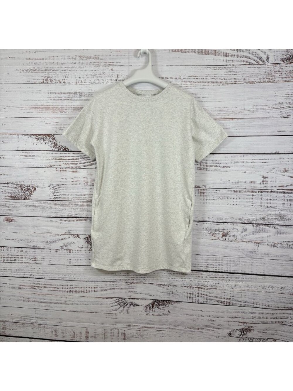 Athleta Girl Heather Gray Retrochill Short Sleeve Dress